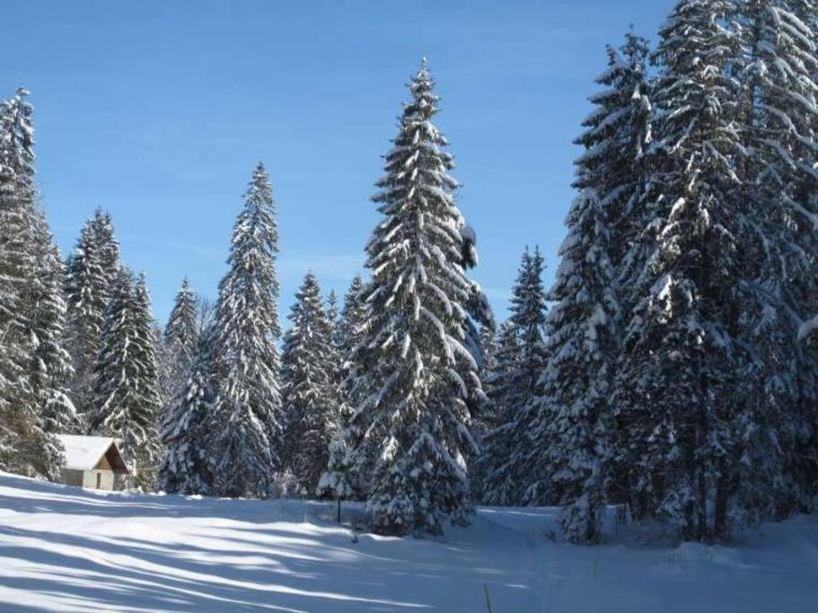 Les Cabanes De Pellier Charcier Luaran gambar