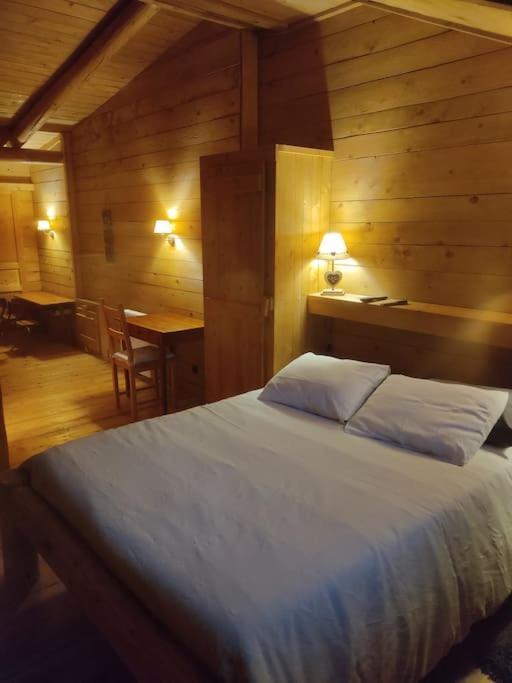 Les Cabanes De Pellier Charcier Luaran gambar